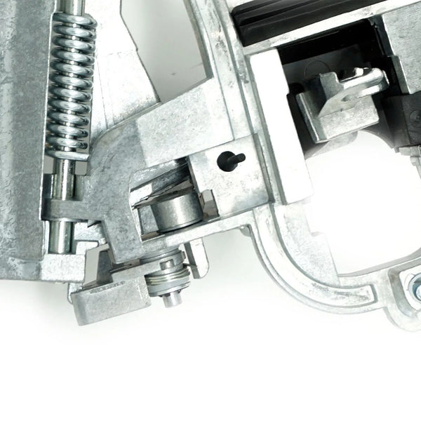 2000-2006 BMW X5 Rear Right Door Handle Carrier Outer 51228243636 Generic